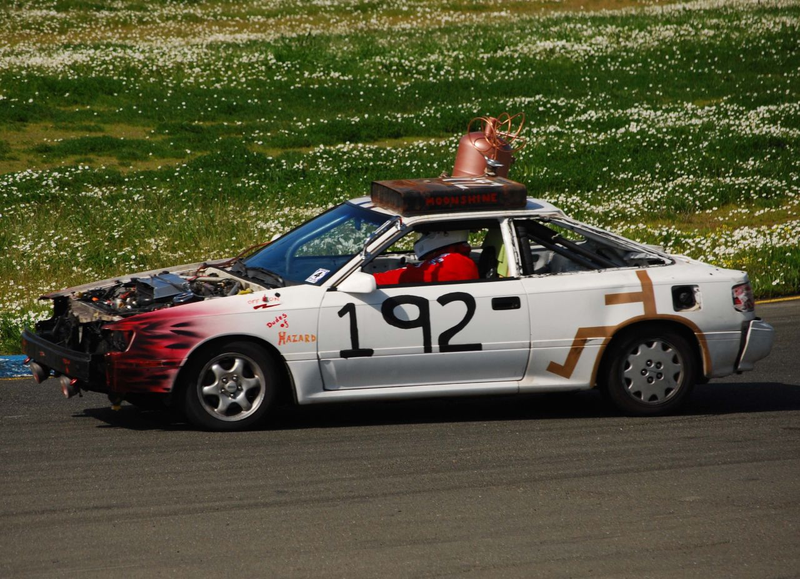Illustration for article titled The Top 147 Lemons of the Sears Pointless 24 Hours of LeMons